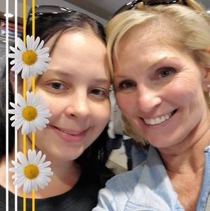 Meet your Posher, Connie